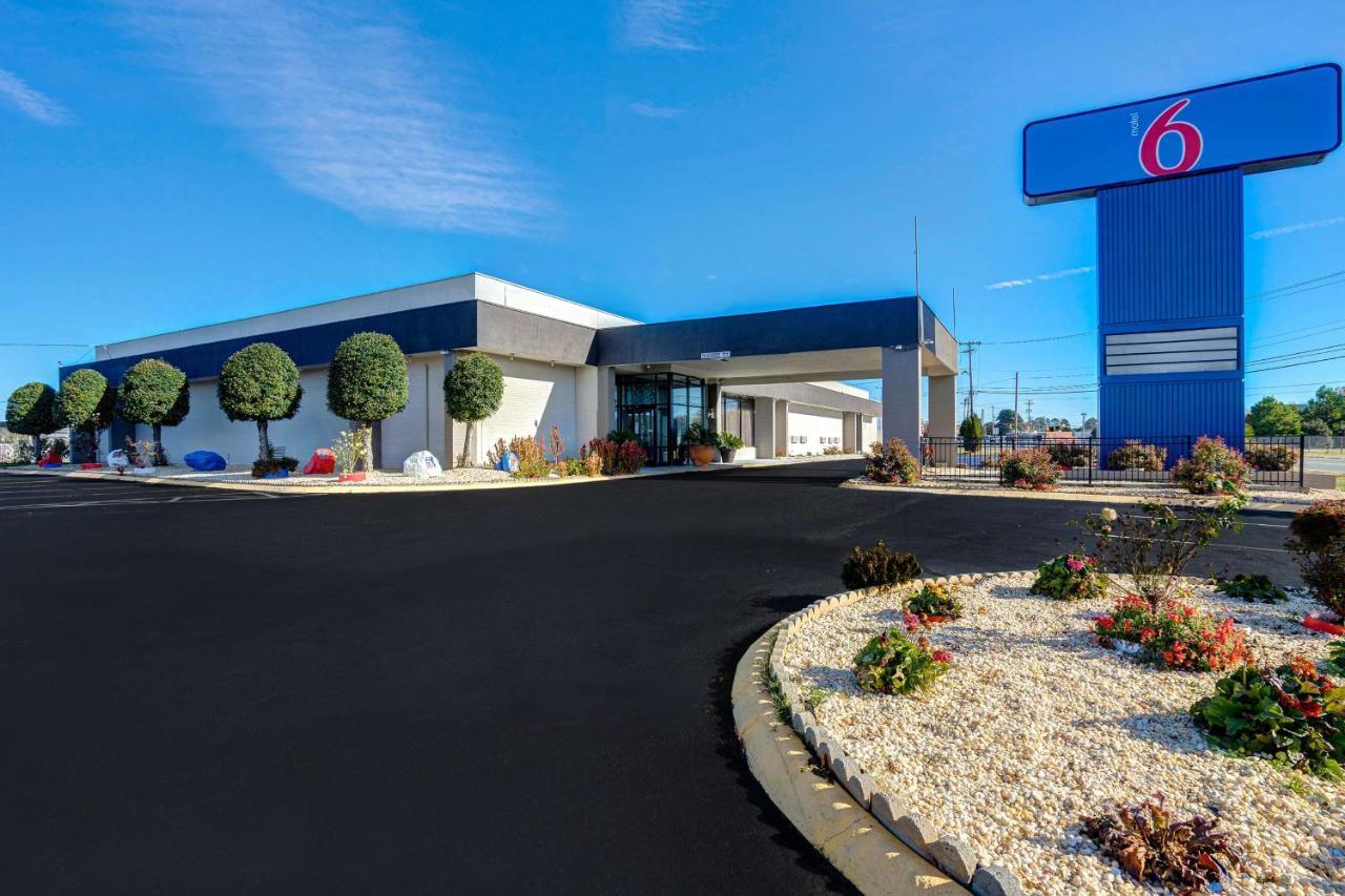 Motel 6 Burlington Exteriör bild