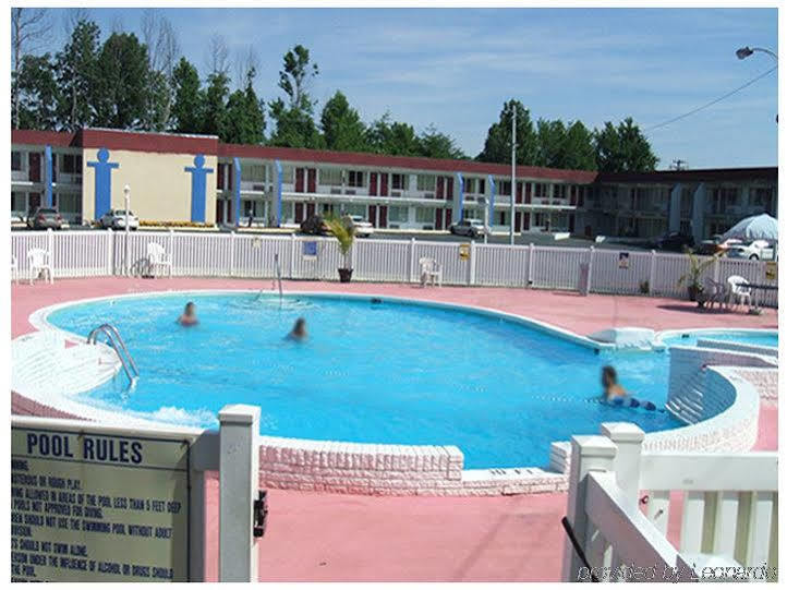Motel 6 Burlington Exteriör bild